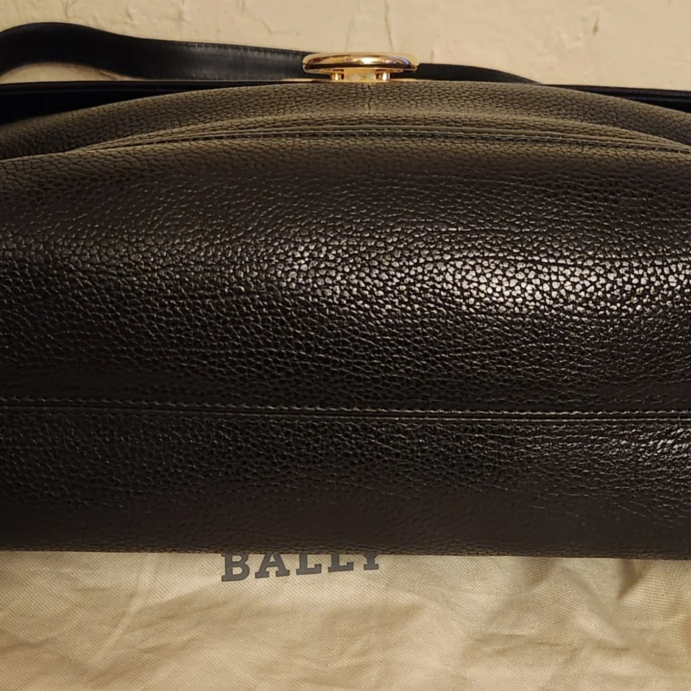 BALLY Vintage Black Leather Classic Handbag - Picture 8 of 10
